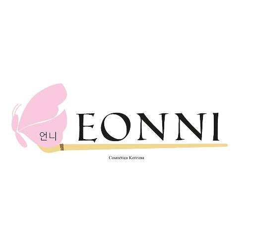 Composición gráfica que explica el logo de Eonni, mostrando la horquilla tradicional coreana 'Binyeo' y una mariposa que simboliza la transformación.